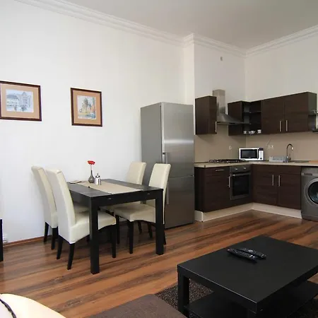 Kv Sokolovska Lägenhet *